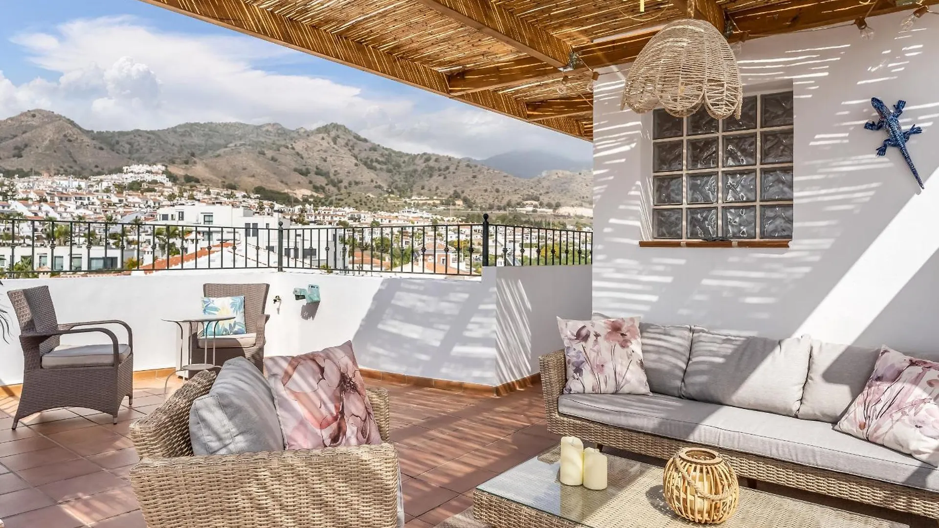 Chic Retreat With A Spacious Garden, Near Burriana Beach Nerja 0*,  Spain